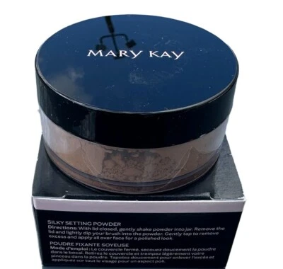 MARY KAY SILKY SETTING POWDER FOUNDATION DEEP BEIGE - Image 1 of 2