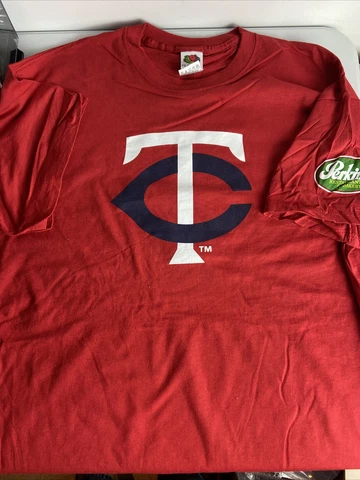 Minnesota Twins Red MLB T Shirt (New) (Size XL) Cover