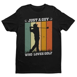 Camiseta de golf Just A Guy Who Loves - Gráfica cuello redondo para amantes del golf - Camiseta informal - Imagen 1 de 8