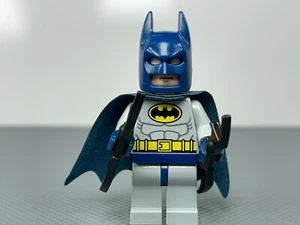 Batman LEGO Minifigura DC Super Héroes 6860 6857 Gris Azulado Claro Tipo 2 Capucha - Imagen 1 de 9