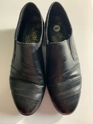 MOCASÍN REIKER ANTIESTRÉS CUERO PLISADO NEGRO EXCELENTE ESTADO TALLA 6 PERO FUNCIONA A LO GRANDE Foto 1 de 4
