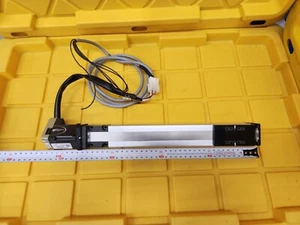 THK LINEAR ACTUATOR VLAST-45-12-0200 W/ SERVO MOTOR MDRIVE MCI17C-STC-06 - Picture 1 of 8
