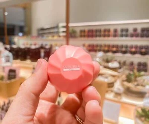 PINK Peppermint Natural Lip Balm - Picture 1 of 1