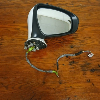 SPECCHIETTO RETROVISORE LEXUS IS300H 2013-2018 CT/R 073 CON LATO GUIDA DESTRO - Immagine 1 di 2