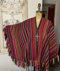 Vintage Poncho Hand Woven Bolivian Wool Poncho Rare - Picture 1 of 23
