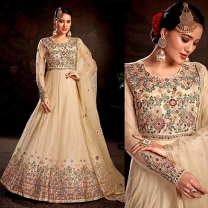 TUTA BEIGE RETE HVY EMBR INDIANA PAKISTANA PRONTA ALL'USO DA DONNA ANARKALI SALWAR KAMEEZ - Foto 1 di 5