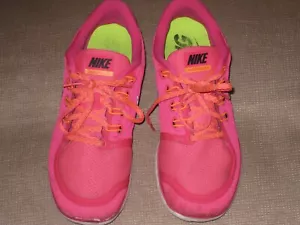 Nike Free 5.0 women's running shoes. Fuchsia pink. Sz 9.5M - Picture 1 of 4