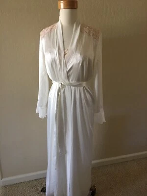 Pretty Linea Donatella Marfil Satén Peignoir Vestido/Bata ~ M - Conjunto de Novia Nuevo con Etiqueta Foto 1 de 4