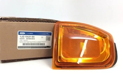 2001-2005 Ford Ranger LH Driver Side Blinker and Side Marker Light Lamp New OEM - Image 1 of 4