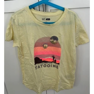 GAP Star Wars Greetings From Tatooine Graphic T-Shirt Sequin Yellow L - Picture 1 of 3