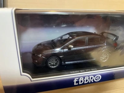 Mini auto EBBRO Subaru WRX STI 2014 scala 1/43 grigio scuro con vetrina - Immagine 1 di 4