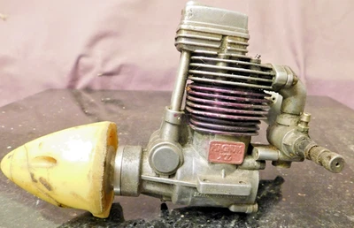Magnum XL FS52 Four Stroke Engine - Image 1 of 4