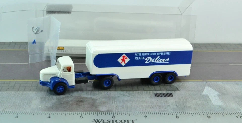 Brekina 85423 Old Timer Berliet GLR 8 Delices Tractor Trailer 1:87 HO Scale  - Image 1 of 2