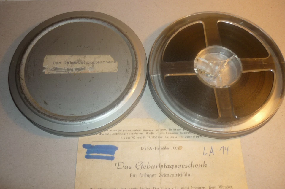 Defa Heimfilm 8mm Color 60 Meter Nr. 1002 Das Geburtstagsgeschenk ! - Bild 1 von 1
