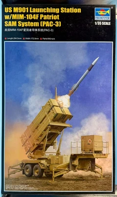 Trumpeter 01040 US M901 Launching Station w/MIM-104F Patriot SAM System (PAC-3) - Image 1 of 2