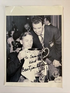 Manchester City, Bert Trautman Autographed Photo with The FA Cup, 1956 - Bild 1 von 1