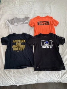 Lot Of 4 Nike Boys SS Tee Shirts Athletic Youth Medium Basketball Swoosh Lebron - Picture 1 of 7
