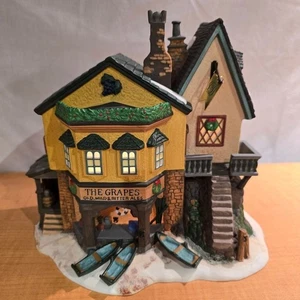 NEW!! Department 56 Heritage Dickens Series "THE GRAPES INN" 5th ed Retired! - Picture 1 of 10