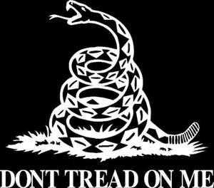 Don't Tread on Me Serpiente Coche Camión Corte Ventana Vinilo Calcomanía Adhesiva Vendedor de EE. UU. - Imagen 1 de 7