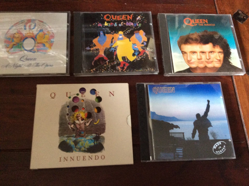Queen [5 CD Alben] Night at The Opera Made Heaven Innuendo Miracle Kind of Magic - Bild 1 von 1