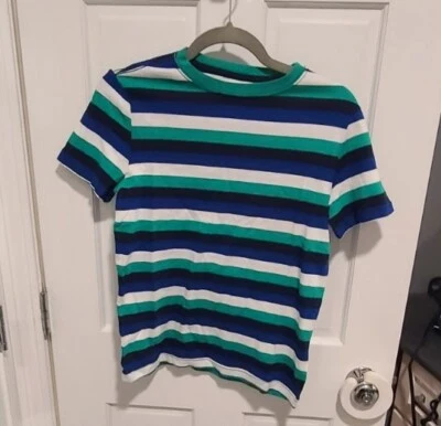 Camiseta listrada verde/branco/azul marinho masculina Gymboree nova sem etiquetas - Imagem 1 de 3