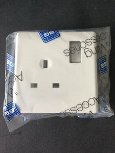 10 X BG PCWH21-01 Neo Slimline 1 Gang Screwless Switched Socket - New & Sealed - Picture 1 of 5