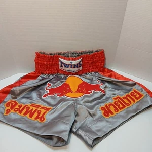 Twins Special Thai Kick Boxing Martial Arts Shorts Muay Thai Embroidered XL EUC - Foto 1 di 8
