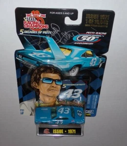 RACING CHAMPIONS RICHARD PETTY 50th ANN.  VINTAGE 1/64 SIGNED DIECAST MIP AUTO - Picture 1 of 6