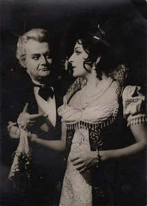 ANTIGONE SGOURDA & TITO GOBBI in "Tosca" - Original Handsigned Photo - 1984 - Picture 1 of 2
