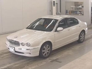 Jaguar X-Type 2.0 Executive Auto Petrol Ulez Free Petrol Automatic - Picture 1 of 6