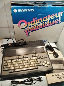 Ordinateur Vintage Sanyo MSX PHC-28S PHC28S Complet En Boîte Fonctionne - Afbeelding 1 van 21