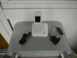 Panasonic KX-THG220G telefon bezprzewodowy z AB - Zdjęcie 1 z 8