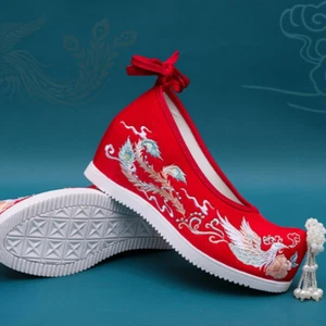 Women Hidden Heel Shoes Embroidered Beaded Ethnic Hanfu Footwear Wedding Party - Picture 1 of 17