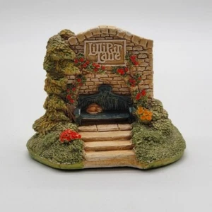 Lilliput Lane Cosy Corner 1990-91 Collectors Club Figurine - Picture 1 of 9