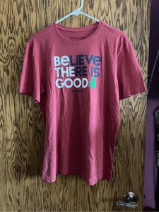 Camiseta Life Is Good Believe There Is Good Manga Corta Navidad Talla Pequeña - Imagen 1 de 4
