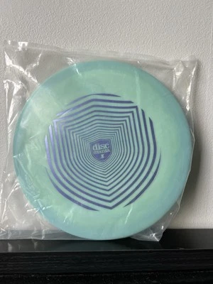 NEW Discmania Swirly S-Line FD 175g Whirlpool Shield RARE Stamp Lavender Foil - Image 1 of 2