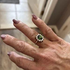 Diamond Green Ring - Picture 1 of 13