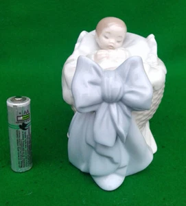 LLADRO - A NEW TREASURE (BOY) - 6976. - Picture 1 of 9
