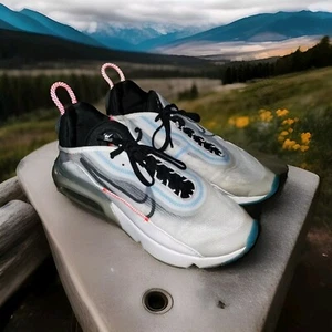 Nike Air Max 2090 Running Shoes. Men's 9.5 Pure platinum - Picture 1 of 11