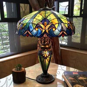 Victorian Stained Glass Table Desk Lamp Tiffany Style Double Lit - Picture 1 of 2