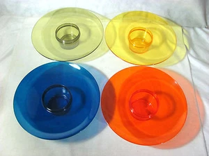 The Plate Mate Set of 4 Blue/Green/Orange/Yellow Snack Plates w/ Cup Holders - Picture 1 of 12