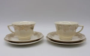 6 Pieces - 2 Sets - Vintage Royal China 22K Duane J Tea Cups & Saucers - Picture 1 of 12