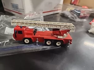 Siku 1/55 Scale Diecast 2924 - Faun Fire Engine - Red/White - Picture 1 of 6