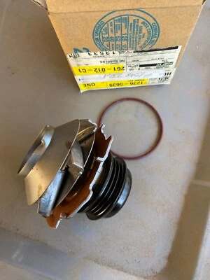 (1) Kit de bomba de refrigerante de agua del motor Cadillac Deville 1995-2005 OEM GM como nuevo 1995-2005 Foto 1 de 4