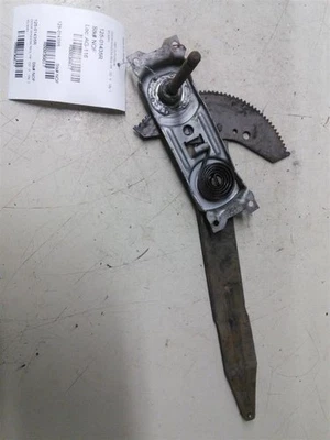 Passenger Right Front Window Regulator Manual Fits 82-96 CIERA 36617 Front Door  - Image 1 of 2
