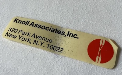 Originale KNOLL LABEL da sedia e tavolo vintage Eero Saarinen Tulip - Immagine 1 di 3