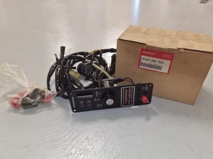 Honda Genuine Control Panel For BF130 32340-ZW5-023 - Picture 1 of 2