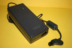 ORIGINAL DELL ADP-70EB NOTEBOOK NETZTEIL fbd2cb - Bild 1 von 1