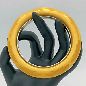 Monet Bakelite Bangle Carved Butterscotch Signed Vintage - Picture 1 of 12