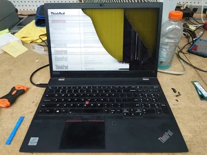 Lenovo ThinkPad T15 Gen 1 15.6" i7-10610U 32GB RAM Táctil Sin Sistema Operativo/SSD *LCD DAÑADO* - Imagen 1 de 7